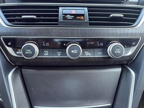 Used 2019 Honda Accord EX image 20
