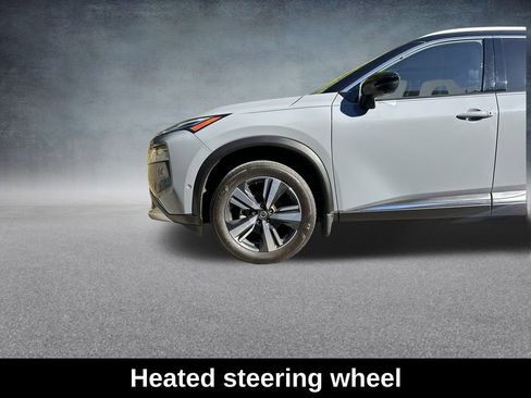 Used 2021 Nissan Rogue Platinum image 14