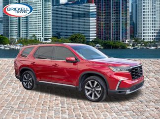 Certified 2025 Honda Pilot Touring 360° Tour