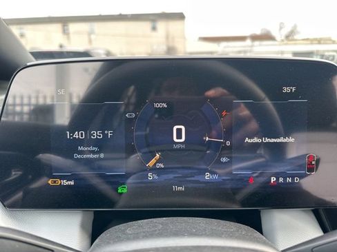 New 2026 Chevrolet Equinox EV LT image 16