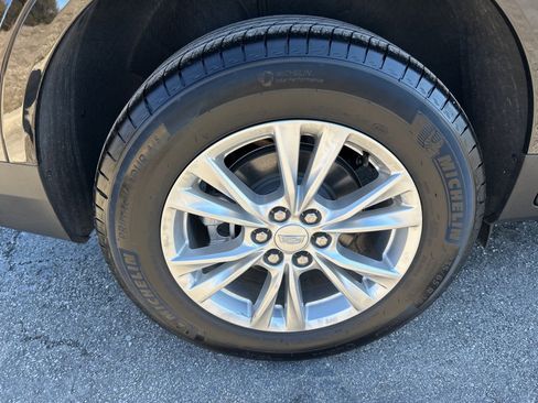 Used 2025 Cadillac XT5 Luxury image 5