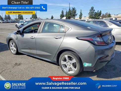 Used 2017 Chevrolet Volt LT FWD image 3