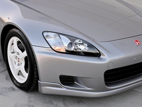 Used 2001 Honda S2000 image 34