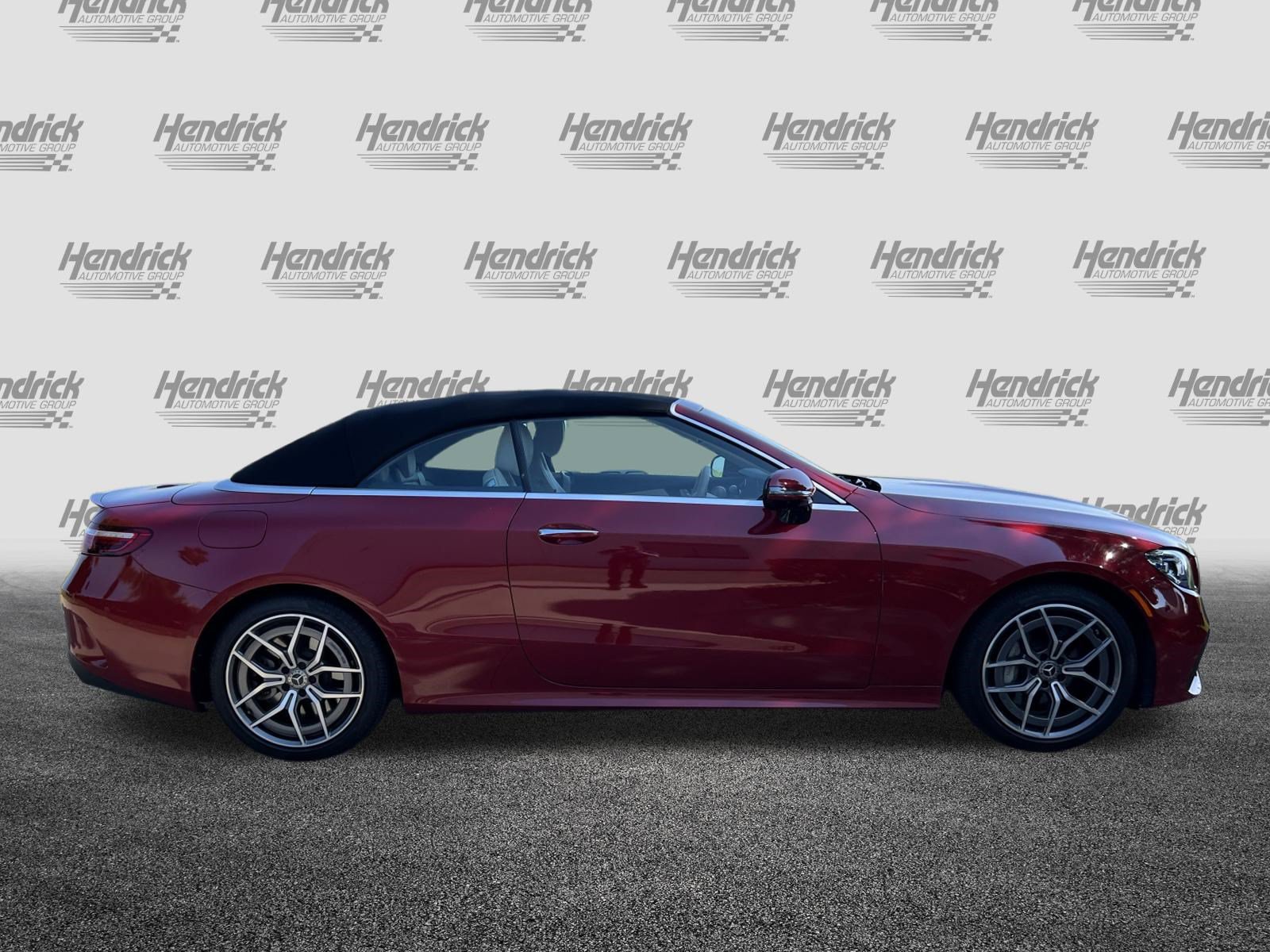 Used 2023 Mercedes-Benz E 450 Cabriolet image 10