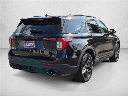 Used 2025 Ford Explorer ST w/ Sun And Sound Package AWD/4WD image 5
