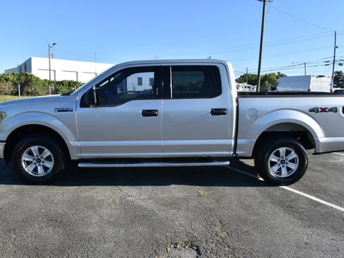 Used 2017 Ford F150 XLT AWD/4WD image 9