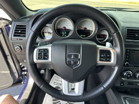 Used 2014 Dodge Challenger R/T RWD image 19
