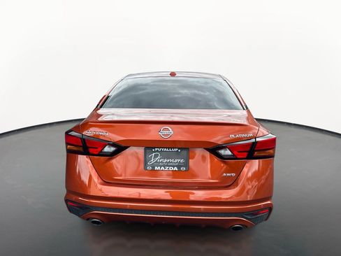 Used 2019 Nissan Altima 2.5 Platinum AWD/4WD image 4