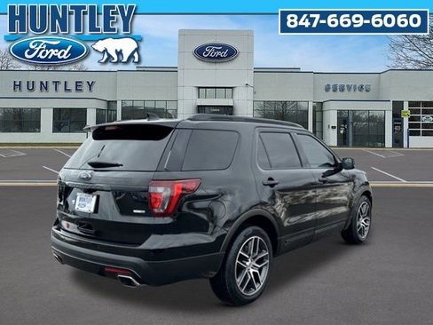 Used 2017 Ford Explorer Sport image 5