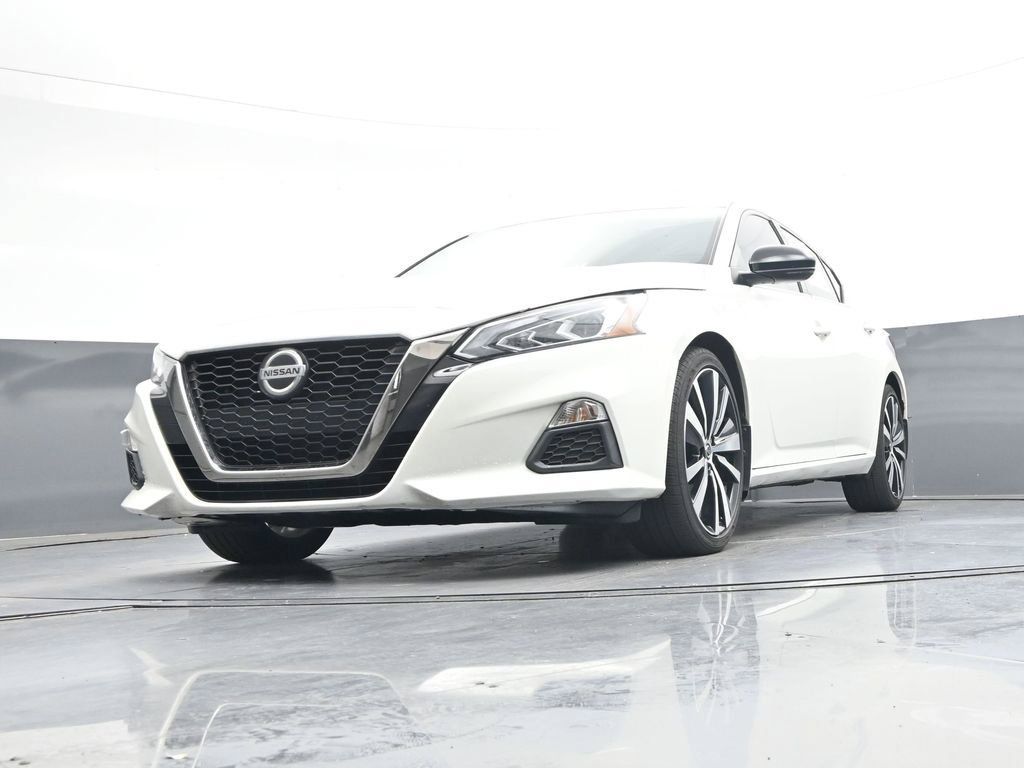 Used 2021 Nissan Altima 2.5 SR w/ SR Premium Package FWD image 44