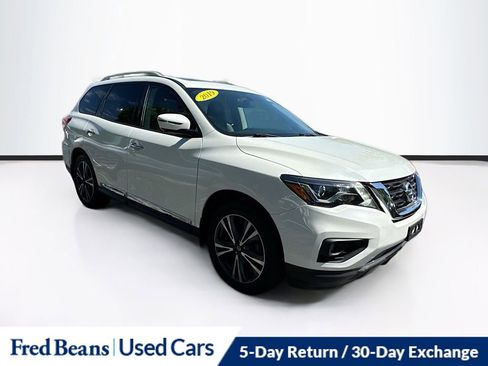 Used 2019 Nissan Pathfinder Platinum image 1