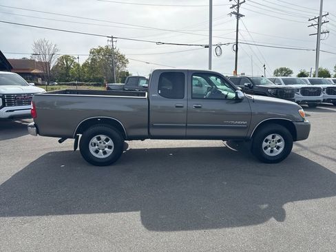 Used 2006 Toyota Tundra SR5 image 6