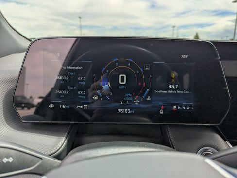 Certified 2025 Chevrolet Equinox LT AWD/4WD image 17