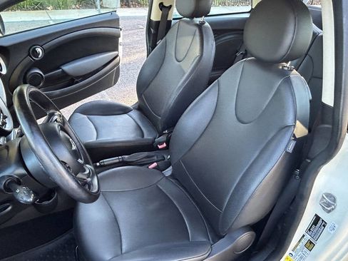 Used 2012 MINI Cooper Hardtop image 6