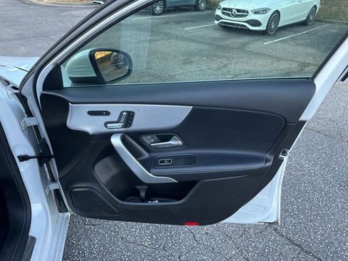 Used 2020 Mercedes-Benz A 220 image 16