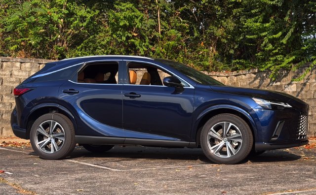 New 2026 Lexus RX 350 Premium w/ Convenience Package AWD/4WD image 3