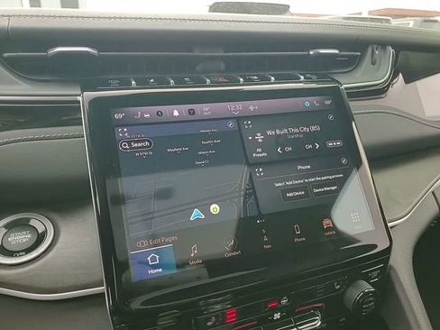 Used 2023 Jeep Grand Cherokee 4WD 4xe image 20