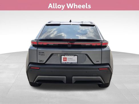 Certified 2026 Toyota C-HR AWD/4WD image 5