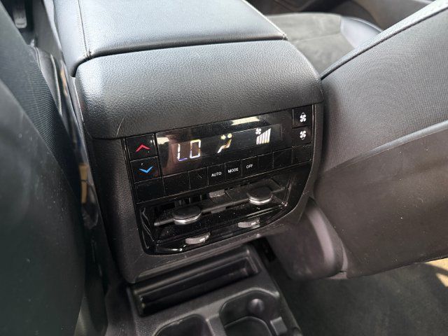 Used 2023 Jeep Grand Cherokee L Laredo AWD/4WD image 27