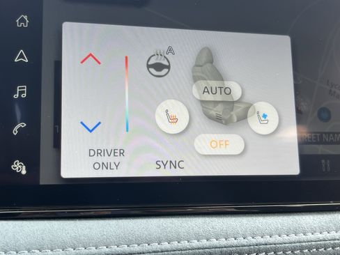 Used 2024 Nissan Ariya AWD image 33