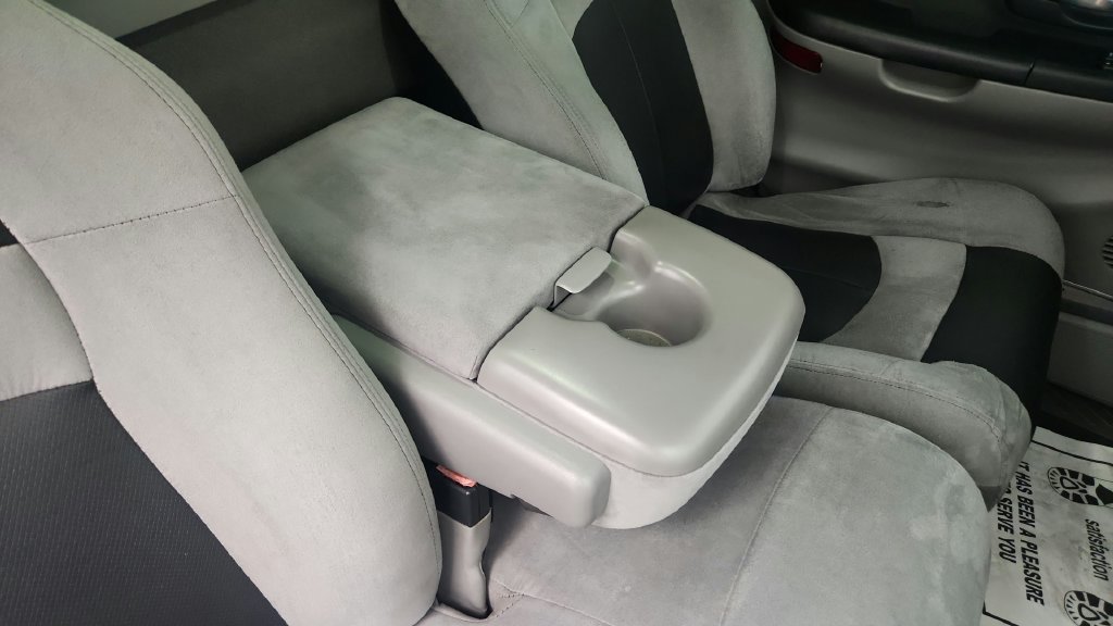 Used 2004 Ford F150 Lightning RWD image 48