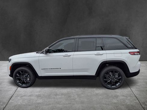 New 2025 Jeep Grand Cherokee Limited image 7