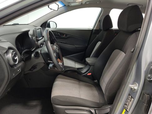 Used 2021 Hyundai Kona SE FWD image 17