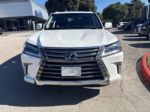 Used 2016 Lexus LX 570 4WD w/ Luxury Package image 8