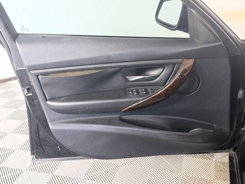 Used 2014 BMW 328i xDrive Sedan AWD/4WD image 12