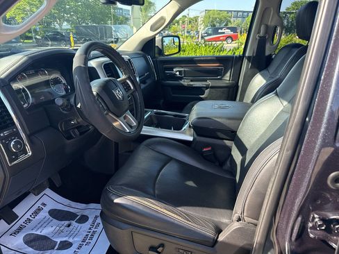 Used 2017 RAM 1500 Laramie AWD/4WD image 30