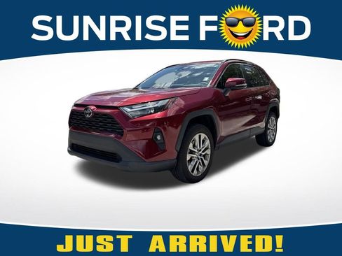 Used 2023 Toyota RAV4 XLE Premium FWD image 1