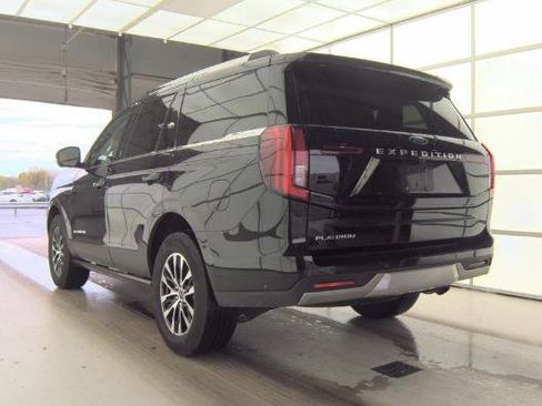 Used 2025 Ford Expedition Platinum AWD/4WD image 9