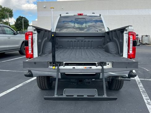 New 2026 Ford F350 Lariat w/ Lariat Ultimate Package AWD/4WD image 13