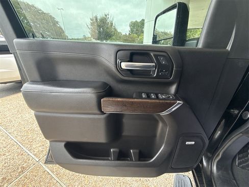 Certified 2022 GMC Sierra 2500 Denali w/ Denali Ultimate Package image 21