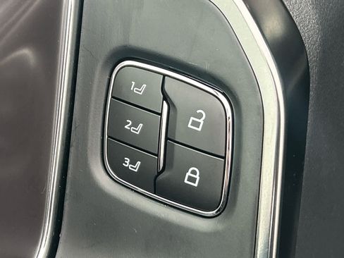 New 2025 Ford F150 Platinum w/ Equipment Group 702A High image 23