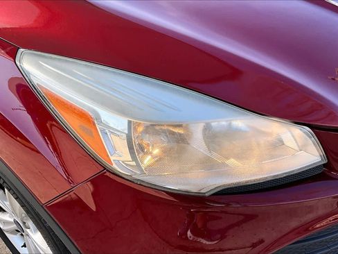 Used 2014 Ford Escape SE image 28