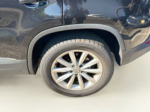 Used 2017 Volkswagen Tiguan Wolfsburg Edition AWD/4WD image 24