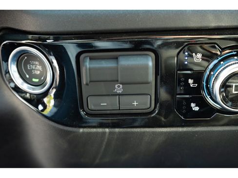 New 2026 GMC Sierra 1500 SLT w/ SLT Premium Plus Package image 30