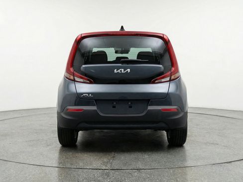Used 2025 Kia Soul LX w/ LX Technology Package image 7