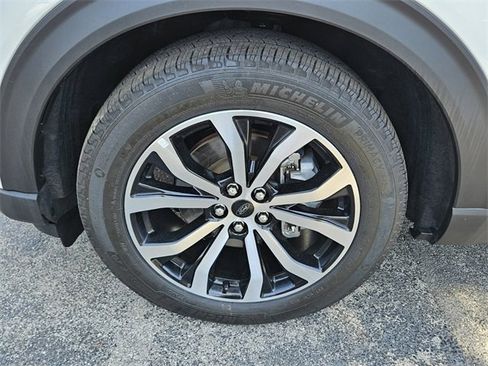 Used 2022 Ford Explorer ST-Line w/ Class IV Trailer Tow Package image 17