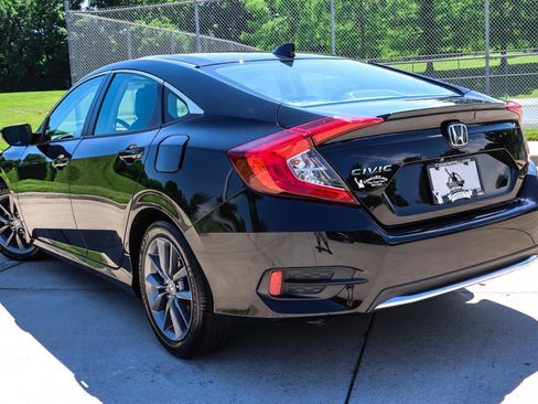 Used 2019 Honda Civic EX-L image 17