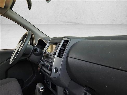 Used 2017 Nissan Frontier SV image 21