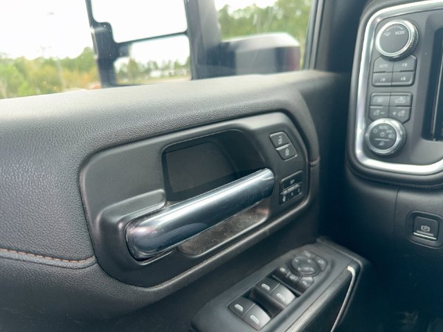 Used 2023 GMC Sierra 2500 AT4 w/ AT4 Preferred Package AWD/4WD image 16