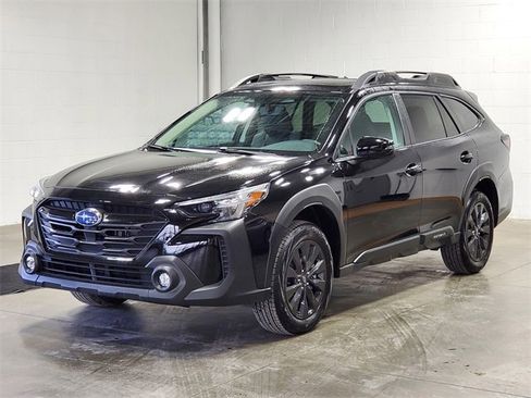 Certified 2025 Subaru Outback Onyx Edition image 2