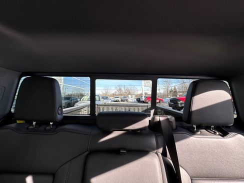 Used 2024 Chevrolet Silverado 1500 LT Trail Boss w/ Convenience Package II image 35