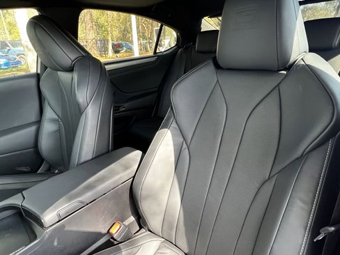 Used 2025 Lexus ES 350 F Sport w/ Accessory Package (Z1) image 18