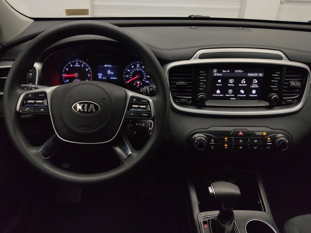 Used 2019 Kia Sorento L FWD image 22