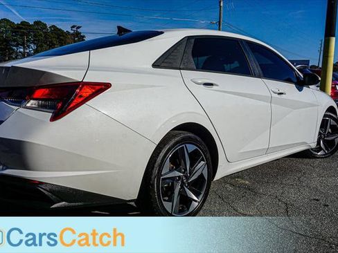 Used 2023 Hyundai Elantra SEL w/ Convenience Package image 6