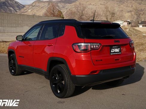 Used 2020 Jeep Compass Latitude image 8