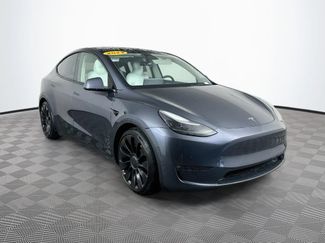 Used 2022 Tesla Model Y Performance AWD/4WD video 3